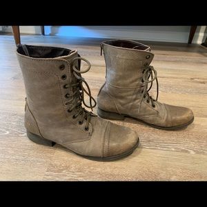 Steve Madden Troopa grey leather combat boots
